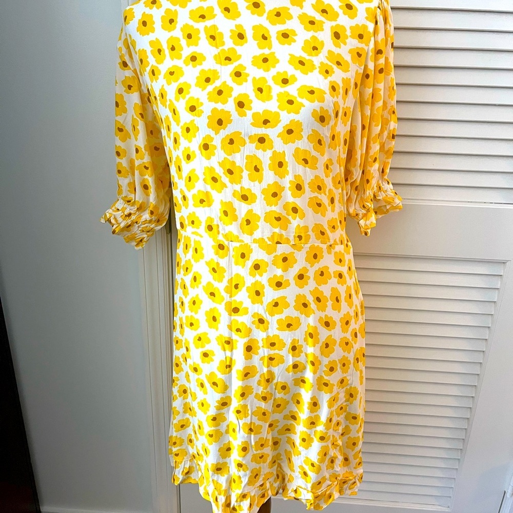 Faithfulthebrand Daissy Floral Print Yellow dress